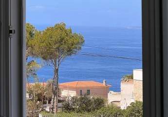 Beeindruckende Villa mit Ferienvermietungslizenz und Meerblick!