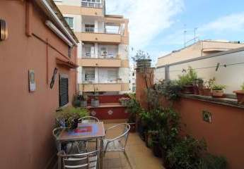 Urbane Wohnung mit Dachstudio und Terrasse - durchdachtes Wohnen mit Charme