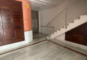 Attraktive, lichtdurchflutete Wohnung in Bestlage - nur 100 m vom Strand in Puerto de Alcúdia