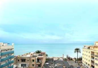 Traumhafte kernsanierte Duplex-Wohnung mit Meerblick und privater Dachterrasse