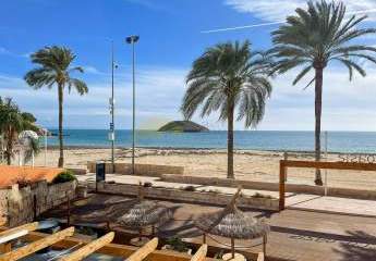 Exklusives Strandapartment mit spektakulärem Meerblick  Modernes Wohnen in direkter Meereslage - bezugsfertig und stilvoll renoviert