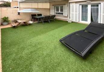 Reihenhaus mit Garage nicht weit vom Strand entfernt.