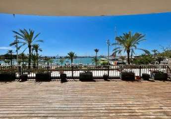 Spektakuläre Etagenwohnung mit Meerblick am Hafen von Alcudia