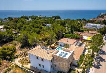 Neubau Villa in absolut ruhiger Lage mit herrlicher Aussicht