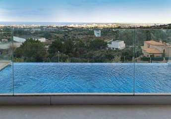 Exklusives Neubau-Chalet in Son Servera mit spektakulärem Meerblick und Infinity-Pool