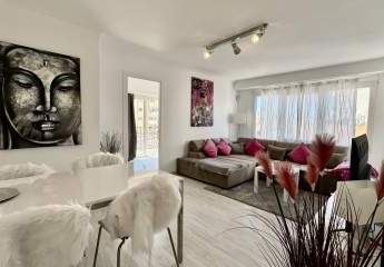 Modernisierte Wohnung mit Meerblick und 2 Balkonen