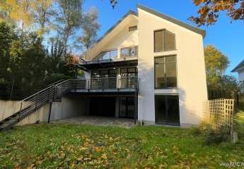 Großzügige und charmante Stadtvilla in begehrter Wohnlage