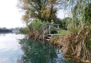 Idyllischer Campingplatz in Sachsen am Olbasee - Kleinod mit großem, kernsaniertem Resthof