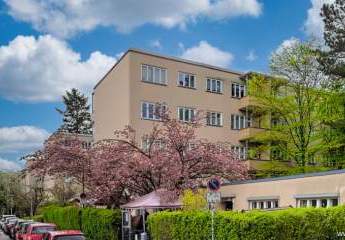 vermietete Wohnung mit Balkon in Steglitz