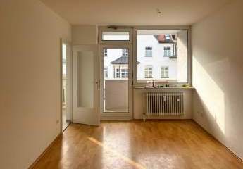 freies Apartment, Loggia & Aufzug, Top-Lage Untergiesing, provisionsfrei für den Käufer