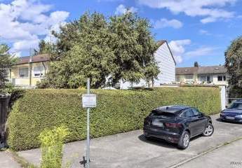 Reihenmittelhaus mit Garten, Garage und Ausbaupotenzial in ruhiger Lage von Neuried