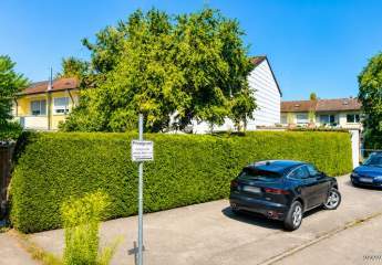 Reihenmittelhaus mit Garten, Garage und Stellplätzen in ruhiger Wohnlage von Neuried