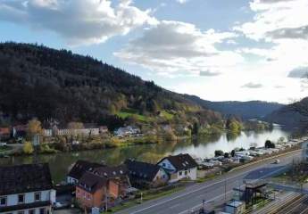 Ehemaliges Gasthaus mit 3 Einzelzimmer & 5 potentiellen Wohnungen | inkl. Gaststätte und Parkplätze