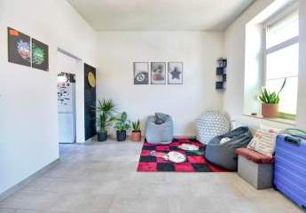 2FH mit Blick auf die Haardt mit Erweiterungspotential