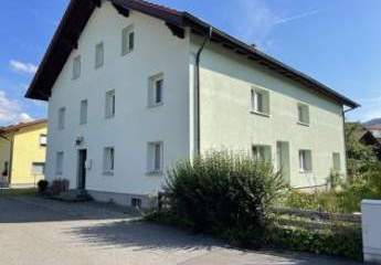 Schönes Mehrfamilienhaus in Arrach im Bayerischen Wald - Teilungsversteigerung