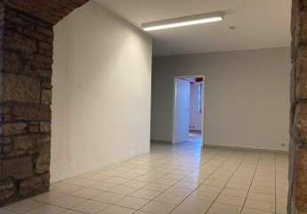 Platz Für alle: Zentral gelegene 4 Zimmer Wohnung