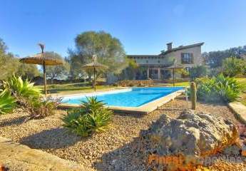 Villa im Fincastil Nähe Ariany, Mallorca, zu verkaufen