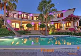 Repräsentative Luxusvilla mit Meerblick in begehrter Lage in Santa Ponsa nahe des neuen Nobelhafens Port Adriano