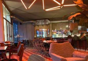 Traumhafte Ecklage: Stilvolles Restaurant, top saniert und neu eingerichtet