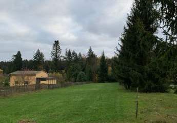 Idyllisch ruhig gelegenes Baugrundstück mit 1986m²