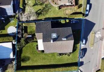 Solides Zweifamilienhaus mit Gartenidylle in Löhne-Mennighüffen!