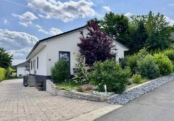 Ihr neues Zuhause am Feldrand – ruhig, modern, gemütlich