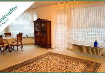 PERFEKT AUFGETEILTE 4-ZIMMER-EIGENTUMSWOHNUNG MIT BALKON, AUFZUG UND STELLPLATZ IM HERZEN VON REMSCHEID, PROVISIONSFREI !