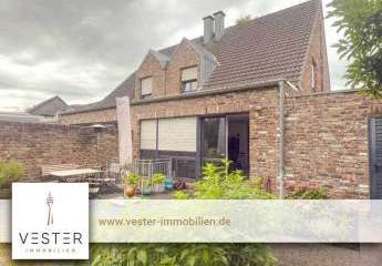 Vermietete Familienfreundliche Doppelhaushälfte mit viel Platz und Garten in Düsseldorf-Stockum