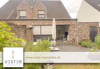Vermietete Familienfreundliche Doppelhaushälfte mit viel Platz und Garten in Düsseldorf-Stockum