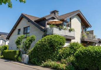 Mettmann West - EG-Wohnung mit Garten in einem 4-Familienhaus in sehr ruhiger Lage zum Kauf