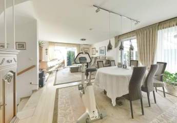 Moderne Doppelhaushälfte mit hochwertiger Ausstattung in Düsseldorf-Wersten in sehr ruhiger Lage