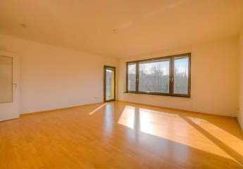 Exklusive Wohnung in der Carlstadt mit 4 Zimmern und Blick auf den Schwanenspiegel