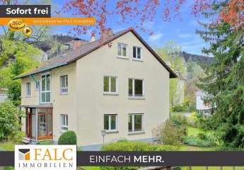 Architekten-Zweifamilienhaus mit großem Garten und Entwicklungspotenzial am Annaberg