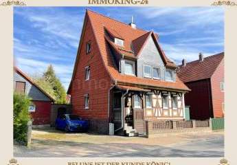 ++ EIN- ZWEIFAMILIENHAUS MIT GROSSEM POTENTIAL!! ++