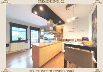 ++ HOCHWERTIGES DREIFAMILIENHAUS + DOPPELGARAGE + GARTEN IN GUTER LAGE!! ++