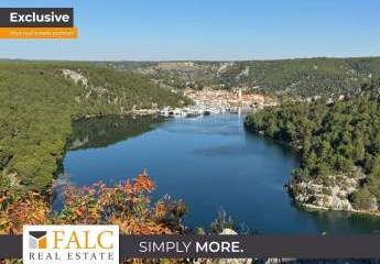 Exklusive Waterfront-Grundstücke mit privatem Yachtanleger Bucht von Vrulje am Nationalpark