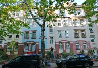 Diskret vermarktet: Altbau-MFH mit ca. 220 m² Wfl., 4 WE & Ausbaupotenzial – Faktor ca. 20