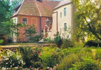 Für Mehrgenerationen-Leben / Großfamilie – „Ein Familiensitz wie aus dem Märchen