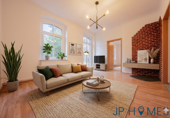 Zweifamilienhaus in ruhiger Naturlage mit Wassernähe– saniertes ehemaliges Bahnhofs-Häuschen