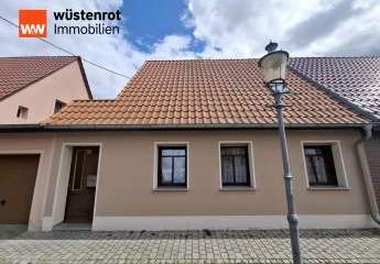 Wohnen mit viel Privatsphäre – Hier kann ein Juwel entstehen. Gestalten sie ihr neues Zuhause...