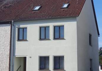 Zweifamilienhaus mit solider Substanz und guter Lage – vielseitig nutzbar in Niemegk