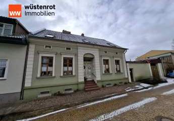Eintreten & staunen: Gepflegtes Haus mit Kamin, Wintergarten, Pool, Schankstube und vielem mehr