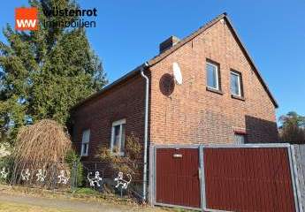 Gestalten Sie Ihr Zuhause selbst – Charmantes Einfamilienhaus mit Ausbaupotenzial in Gräfenhainichen