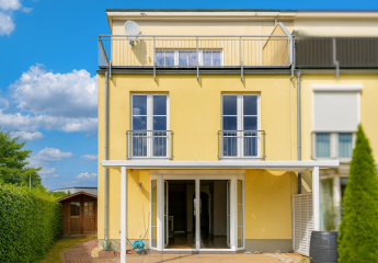 Energieeffizientes Reihenendhaus ca. 200 m² Wohn- und Nutzfläche, Vollkeller und Garten in Glinde