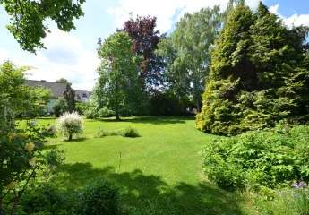rd. 2.200 m² parkähnliches Grundstück in Birlinghoven