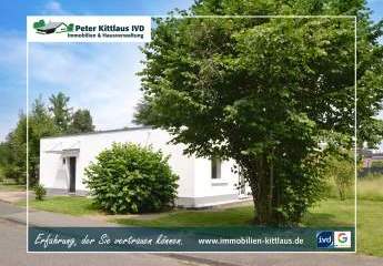 **Köln-Heimersdorf: Frisch modernisiertes Reiheneckhaus,
2 Zimmer, Garten und Stellplatz**