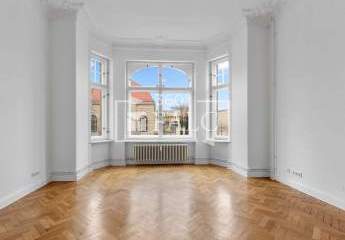 Repräsentative Altbau-Bürofläche mit Empfang & Besprechungsraum
