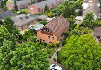 ***Ruhig gelegenes Ein- bis Zweifamilienhaus mit Wintergarten und viel Flexibilität in Northeim***