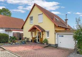 ***Edesheim - Idyllisches Wohnen im Einfamilienhaus mit Garage und Garten***