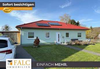***Atzenhausen - Wohnen auf einer Ebene: Neuwertiger Bungalow auf üppigem Grundstück***